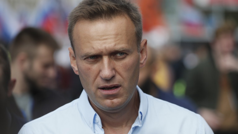 Състоянието на отровения руски опозиционер Алексей Навални постепенно се подобрява,