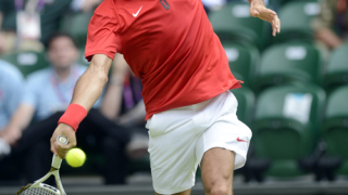 Федерер се поизмъчи на старта на Олимпиадата