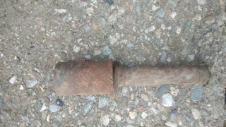 Военнослужещи от Сухопътните войски унищожиха невзривен боеприпас открит в частен