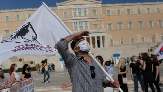 В Гърция се провежда еднодневна общонационална стачка заради ​​ задълбочаваща се