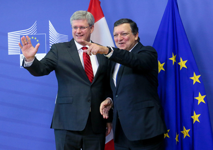 ЕС и Канада с историческо споразумение за свободна търговия