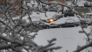Сняг вали в 8 области, в 12 - дъжд