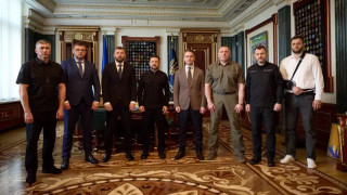 Украинският президент Володимир Зеленски събра всички ръководители на правоохранителните органи