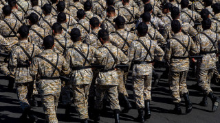 Иран обеща "съкрушителен" отговор на новите заплахи на САЩ