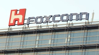 Тайванската Foxconn инвестира $10 млрд. в САЩ