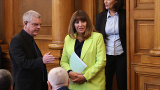 Депутатите се заеха с избор на председател на НЗОК Жени Стайкова
