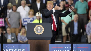 Ново дъно за рейтинга на Тръмп сред американците