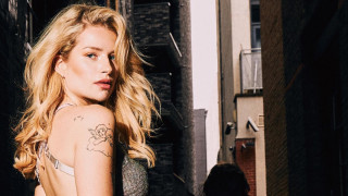 Актьорът и моделът Лоти Мос купонясваха до ранни зори на