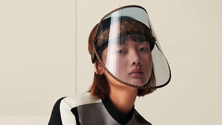 Louis Vuitton пуска луксозни предпазни маски за 1000 долара