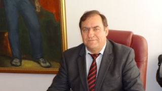 Стрелчани все по-гневни, Иван Евстатиев вече не е почетен гражданин