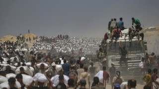 Твърдението че палестинците са разселвани доброволно е глупост Това заяви външният