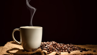 Повече от две чаши кафе или чай на ден увеличава риска от рак