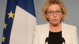 Министърът на труда на Франция Мюриел Пенико съобщи че повече