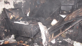 14 души загинаха включително 8 деца след пожар в неформален