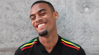 Защо УЕФА е против новия екип на Аякс