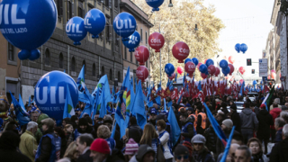 Хиляди стачкуват в над 50 града в Италия