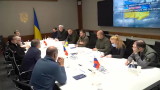  Посещението на трима министър председатели в Киев е рисковано, само че си заслужава 