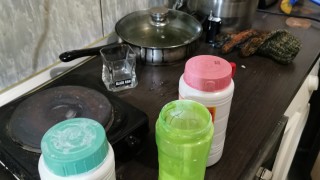 Полицията залови 36 годишен бургазлия направил си домашна нарколаборатория в жилищен