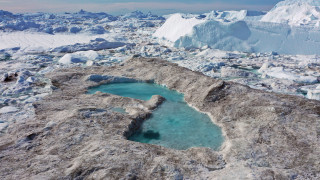 Сибир гори Европа се пържи под невиждани жеги а Гренландия