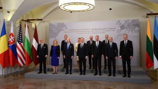 Лидерите на Букурещката девятка се срещат с Байдън във Варшава