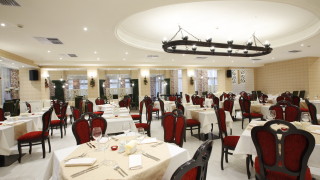 72 сватбари са в болница с отравяне Те празнували сватба