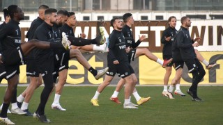 Старши треньорът на Локомотив Пловдив Александър Томаш определи група от