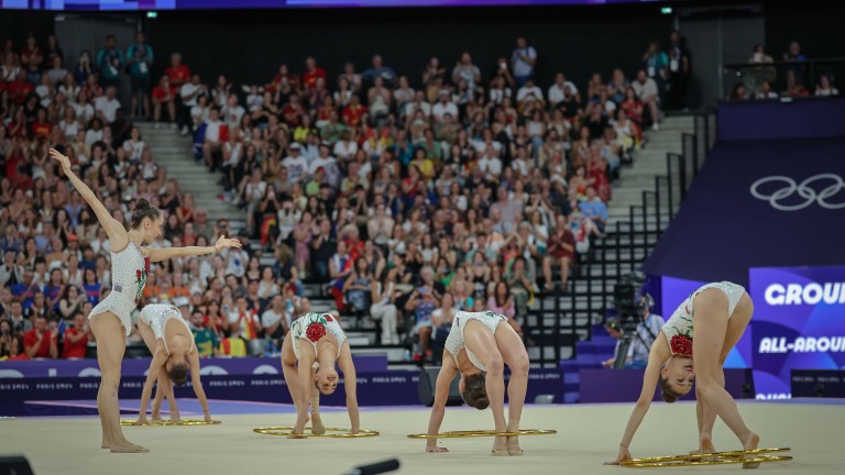 Ансамбълът ни за девойки завоюва сребърен медал в многобоя на "Bosphorus Cup"