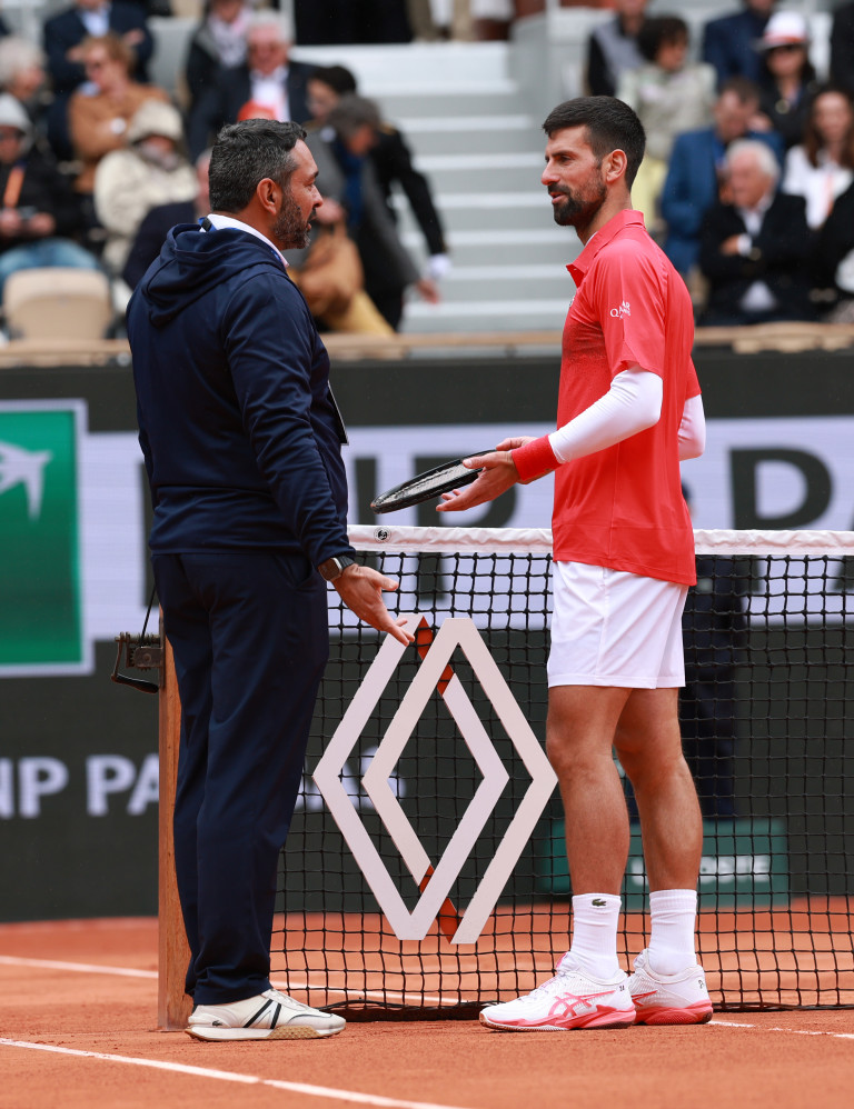 Новак Джокович по време на първия си мач от Roland-Garros 2025