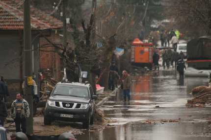 Придошла река блокира пет села в Златарица