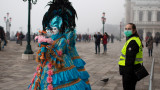  Заразените с ковид в Италия към този момент са над 100, стопират карнавала във Венеция 