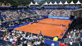 Елица Костова ще играе днес от 13 00 часа с младата