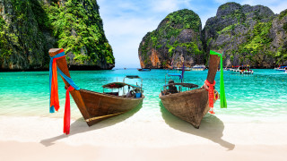 Райският плаж в Тайланд - отново достъпен за туристи