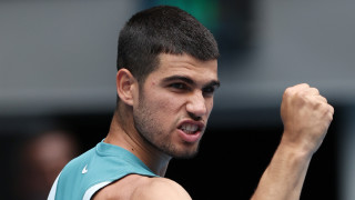 Карлос Алкарас положи доста усилия но все пак успя да