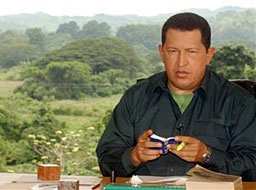 Чавез посредничи в конфликта между бунтовниците и правителството в Колумбия