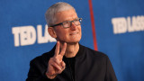  Apple понижи заплатата на шефа на компанията Тим Кук с над 40% 