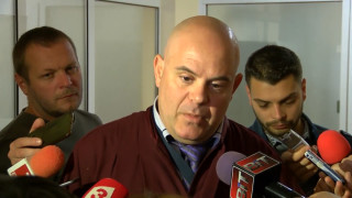 Специализираният съд задържа за постоянно в ареста петима души обвинени