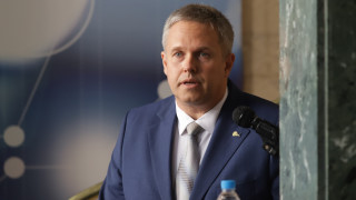 Има достатъчно за извършване на сертификация на машините за гласуване