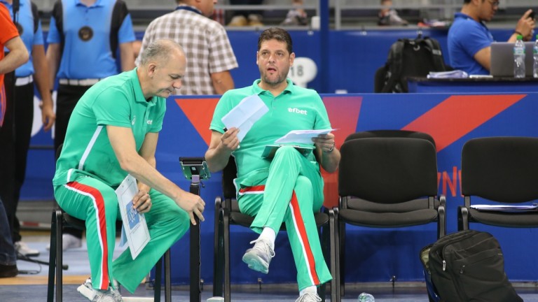 Селекционерът на националния отбор по волейбол Пламен Константинов коментира тежката