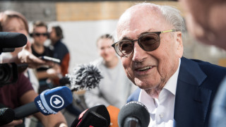 Бившият президент на ФИФА Сеп Блатер по време на чието