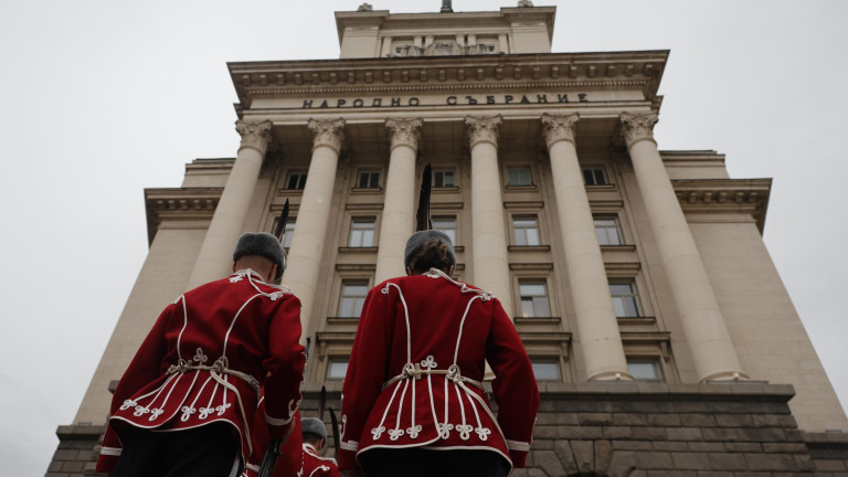 ДПС предлага да отпадне ограничението за броя секции извън ЕС