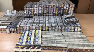Митнически служители задържаха голямо количество контрабанда при проверка на пътнически