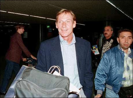 Зденек Земан уволнен от Лече