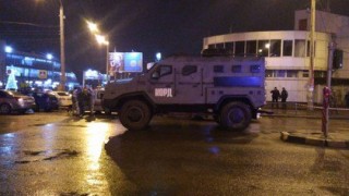 Три жени и две деца са освободени от превзетaтa от