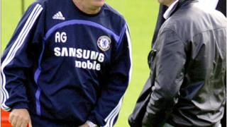 Бивш мениджър на Челси пое Гана