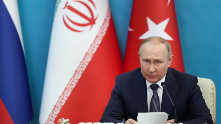 Руският президент Владимир Путин предупреди във вторник от Техеран, че
