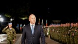 Румен Радев: Ще оставим ли България на дерибеите?