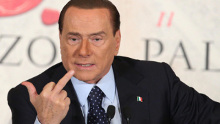 Берлускони недоволен от играта на Милан
