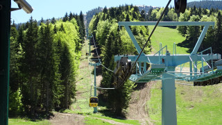 Забранява се движението на моторни превозни средства в района на