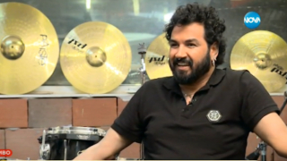 "Хабиби" на Азис била крадена!