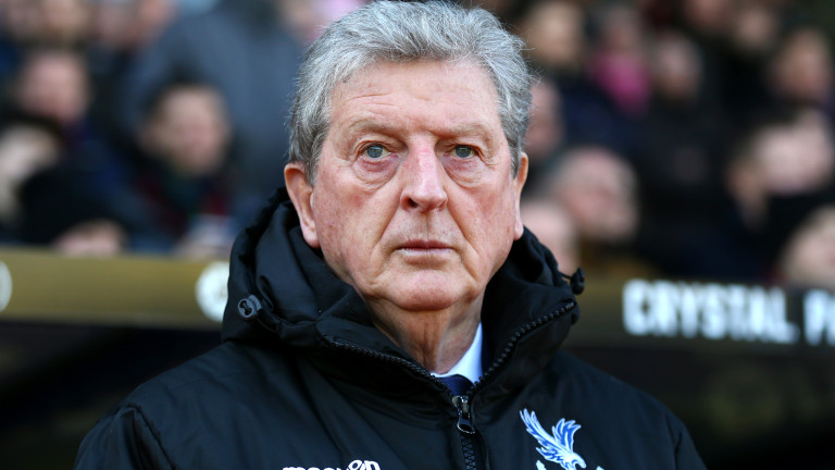 Шефовете на Кристъл Палас предлагат нов договор на Ходжсън